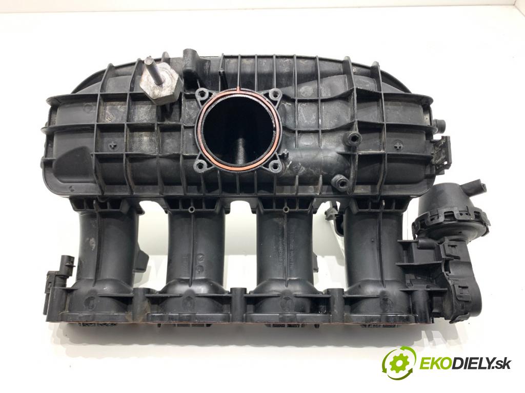 SKODA OCTAVIA III liftback 2013 132 kW 1.8 TSI 1798 potrubí sání 06K133201R (Sací potrubí)