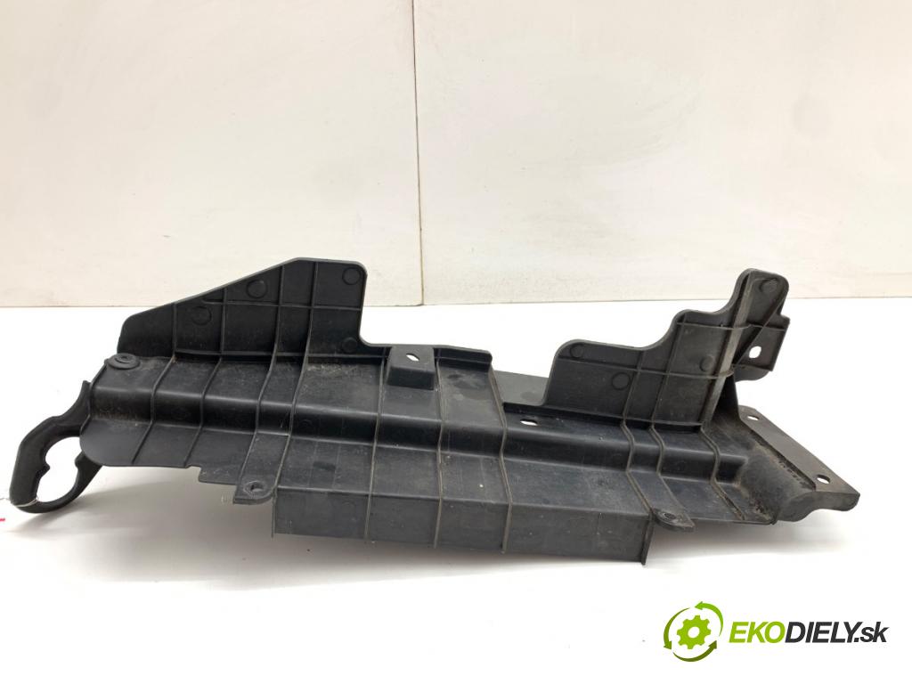 HYUNDAI i30 liftback 2013 73 kW 1.4 1396 volant vzduchu 29134-3X000