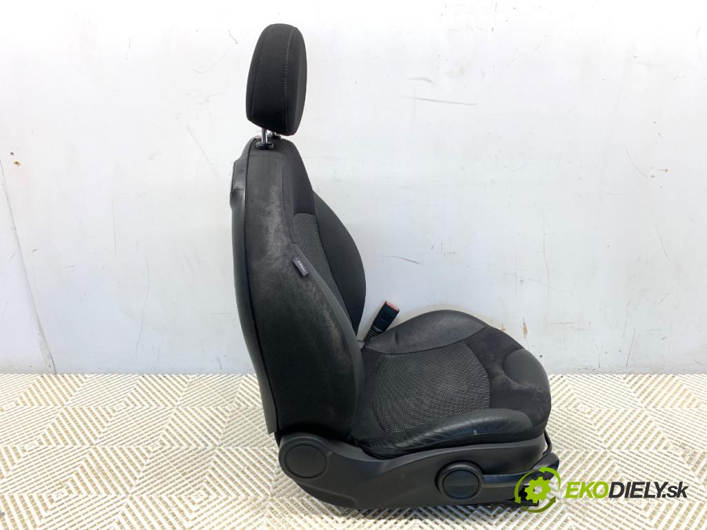 MINI CLUBMAN R55 Kombi 2009 80 kW Cooper D 1560 sedadlo pravý přední část
