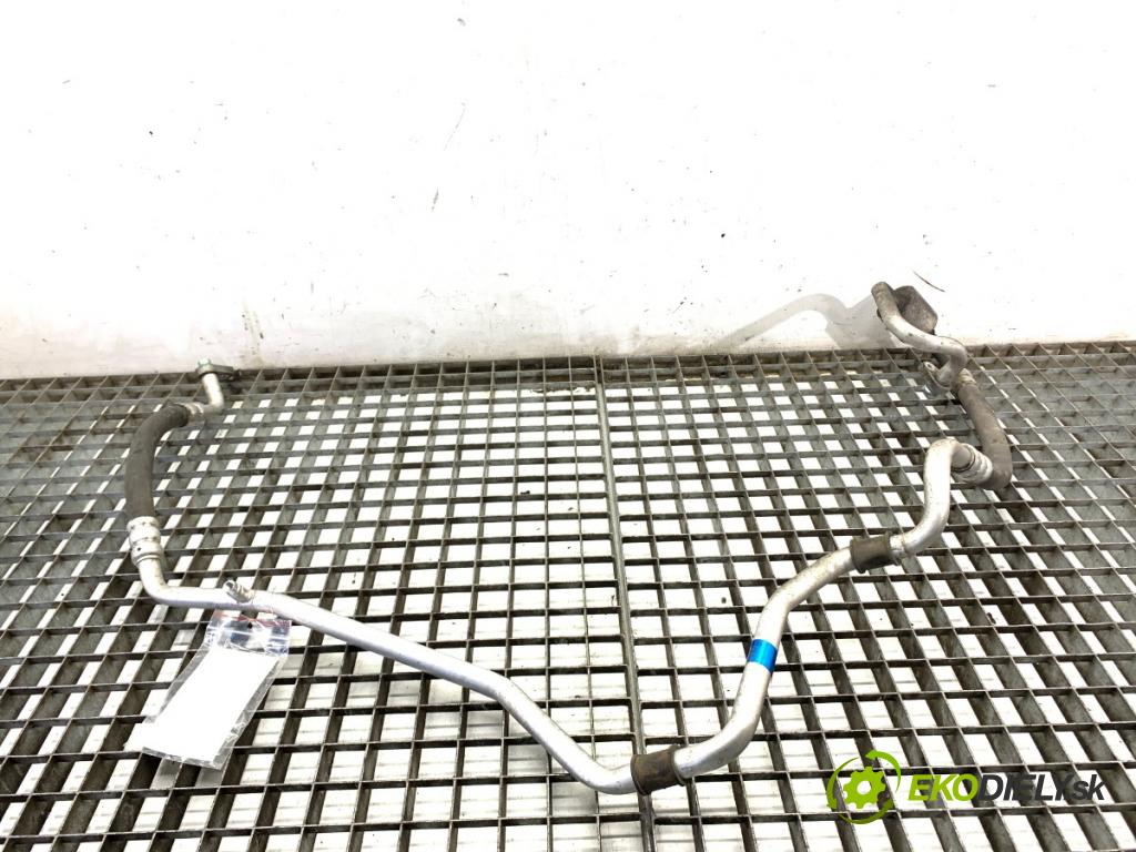 HYUNDAI ix35 SUV 2013 85 kW 1.7 CRDi 1685 rúrka klimatizácie  (Rúrka klimatizácie)
