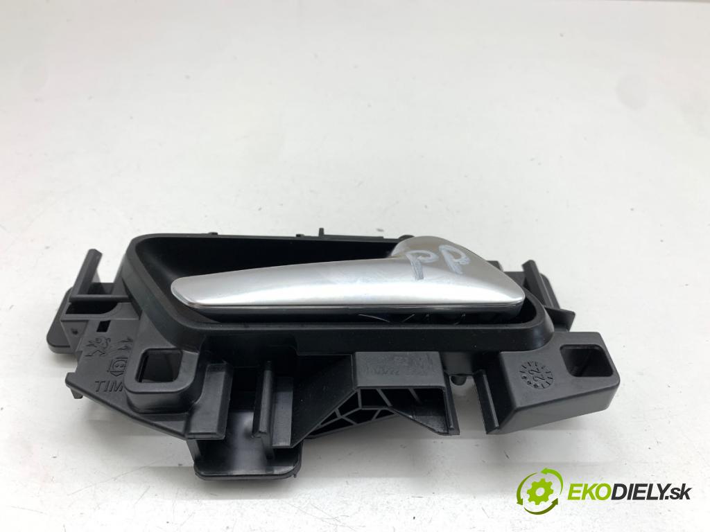 DS DS 7 SUV 2022 133 kW PureTech 180 (J45GFU) 1598 Kľučka vnútorná pravy predný 311337