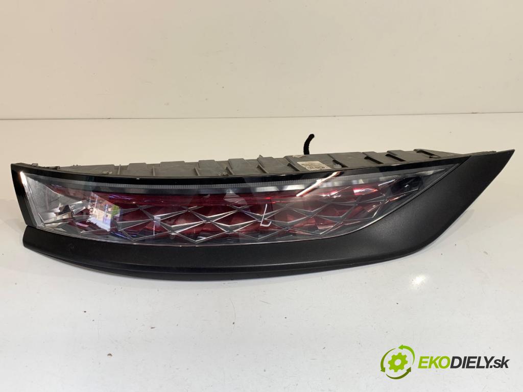 DS DS 7 SUV 2022 133 kW PureTech 180 (J45GFU) 1598 světlo levý zadní část 9824986580