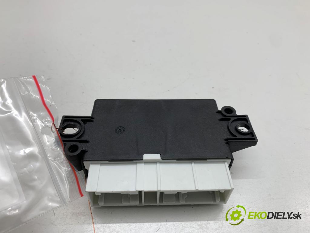DS DS 7 SUV 2022 133 kW PureTech 180 (J45GFU) 1598 modul PDC 9838793680 (Řídící jednotka ostatní)