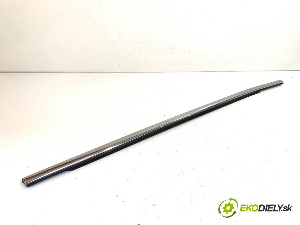 DS DS 7 SUV 2022 133 kW PureTech 180 (J45GFU) 1598 Lišta Sbírání: zad pravy 9815702680