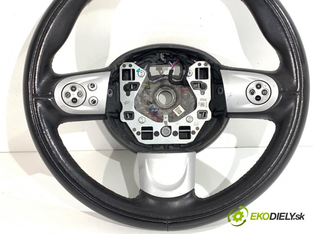 MINI CLUBMAN R55 Kombi 2009 80 kW Cooper D 1560 volant  (Volant)