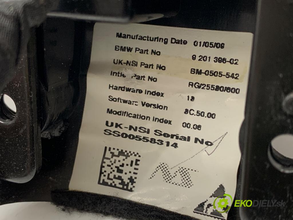 MINI CLUBMAN R55 Kombi 2009 80 kW Cooper D 1560 prístrojovka otáčkoměr 9201396