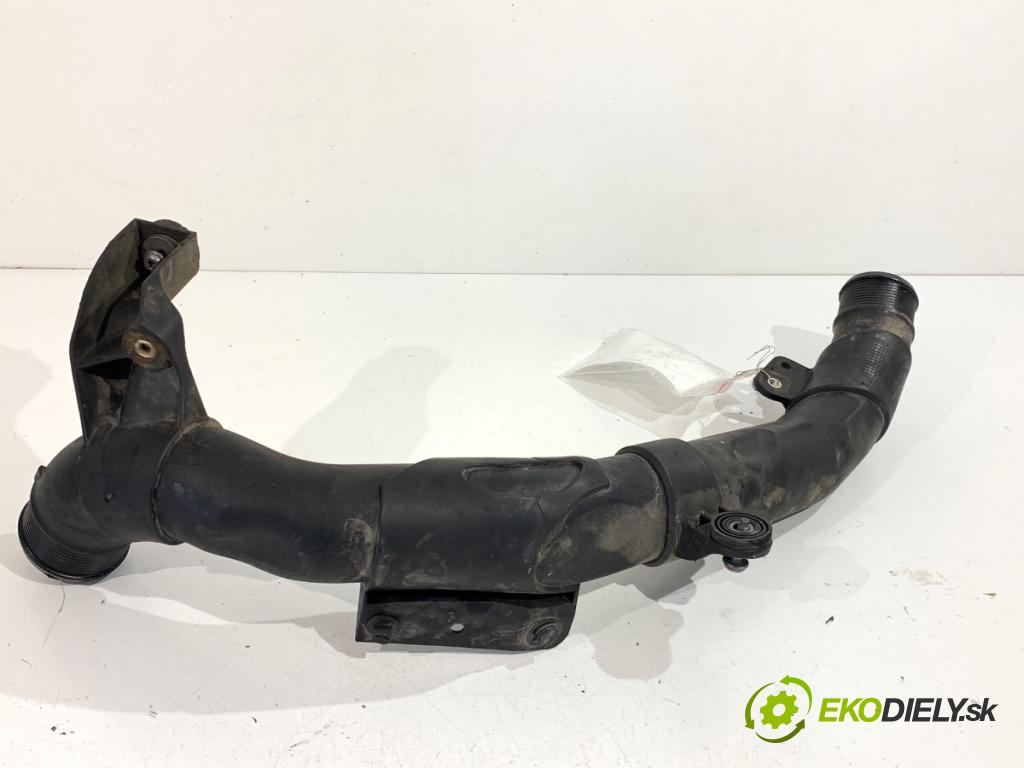 VW PASSAT B6 sedan 2010 103 kW 2.0 TDI 16V 1968 Rúra vzduchu 5N0145840F
