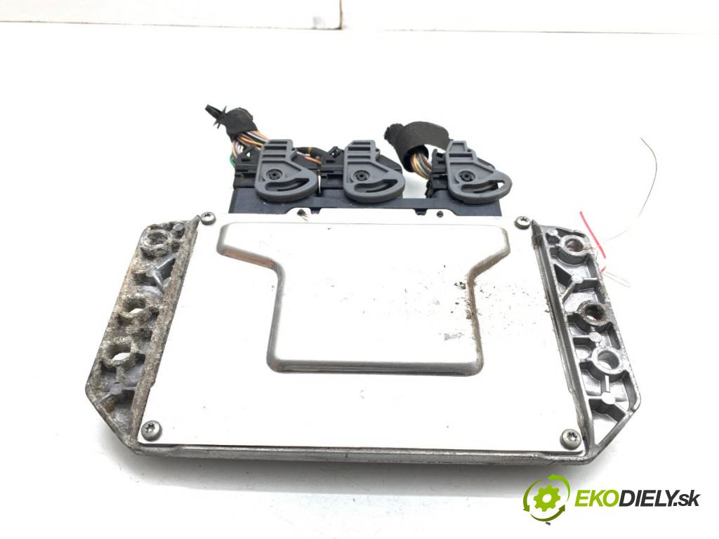 RENAULT MEGANE III liftback 2009 81 kW 1.6 16V (BZ1B, BZ1H) 1598 riadiaca jednotka Motor 237100131R (Riadiaca jednotka)