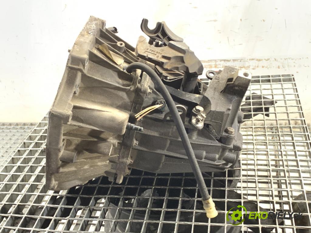 RENAULT MEGANE III liftback 2009 81 kW 1.6 16V (BZ1B, BZ1H) 1598 Prevodovka 7701700571 (Prevodovka)