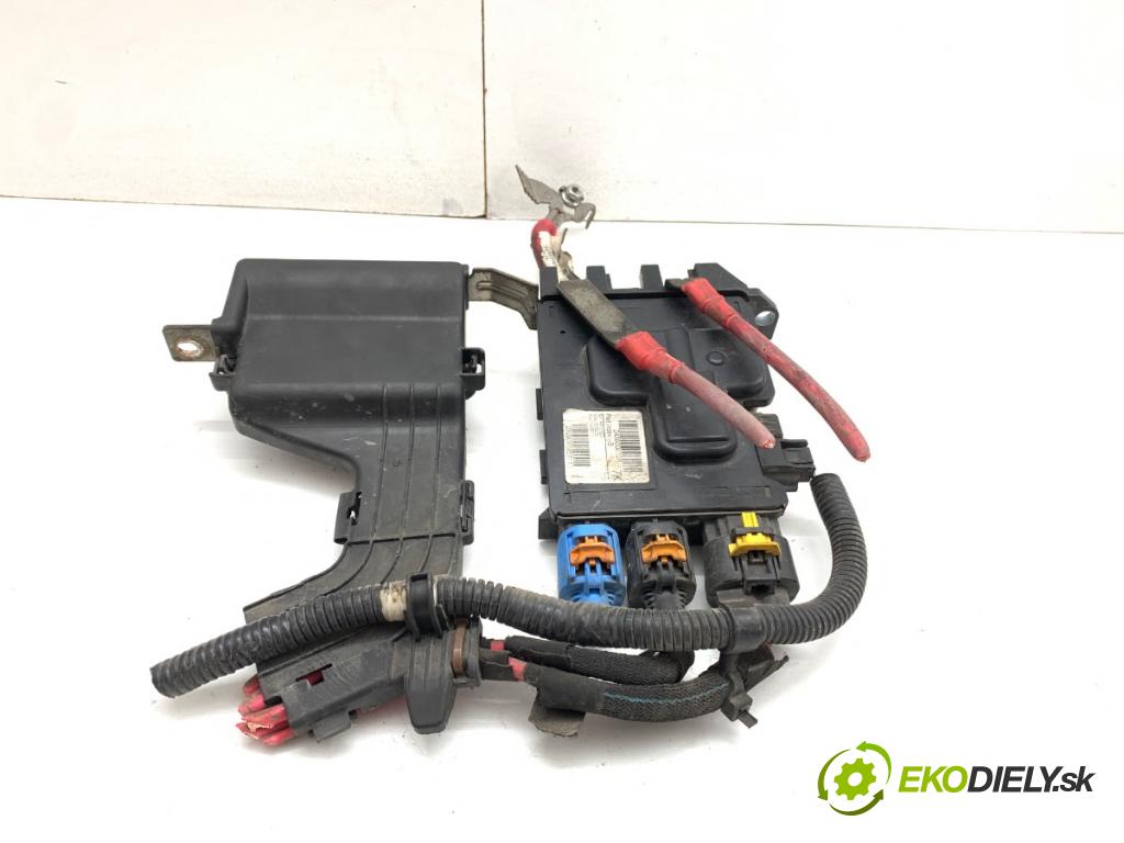 RENAULT MEGANE III liftback 2009 81 kW 1.6 16V (BZ1B, BZ1H) 1598 modul akumulátora 243800010R