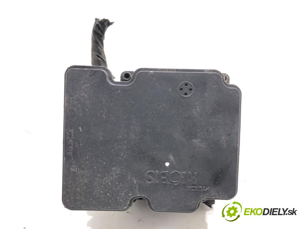 HYUNDAI i30 liftback 2013 73 kW 1.4 1396 Pumpa ABS 61589-45200 (Pumpa ABS)