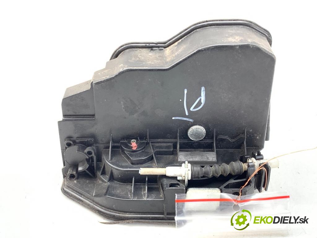 BMW F31 Kombi 2014 135 kW 320 d 1995 zámok dveře pravý zadní část 7229460