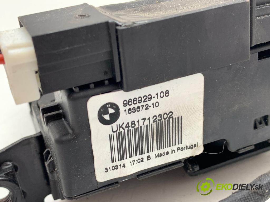 BMW F31 Kombi 2014 135 kW 320 d 1995 zámok dveří zadní část 966929