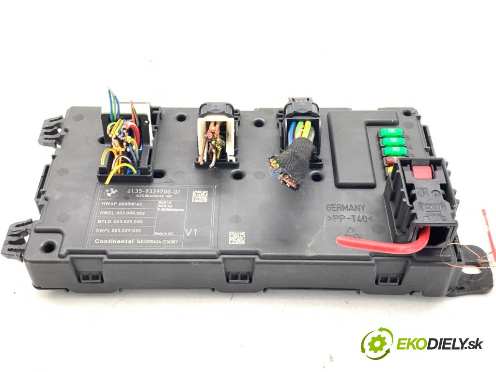 BMW F31 Kombi 2014 135 kW 320 d 1995 modul komfortu 9329700 (Komfortní modul)