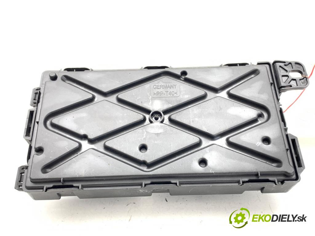 BMW F31 Kombi 2014 135 kW 320 d 1995 modul komfortu 9329700 (Komfortní modul)