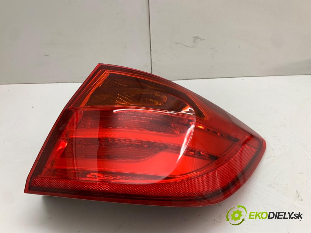 BMW F31 Kombi 2014 135 kW 320 d 1995 Svetlo pravy zad 