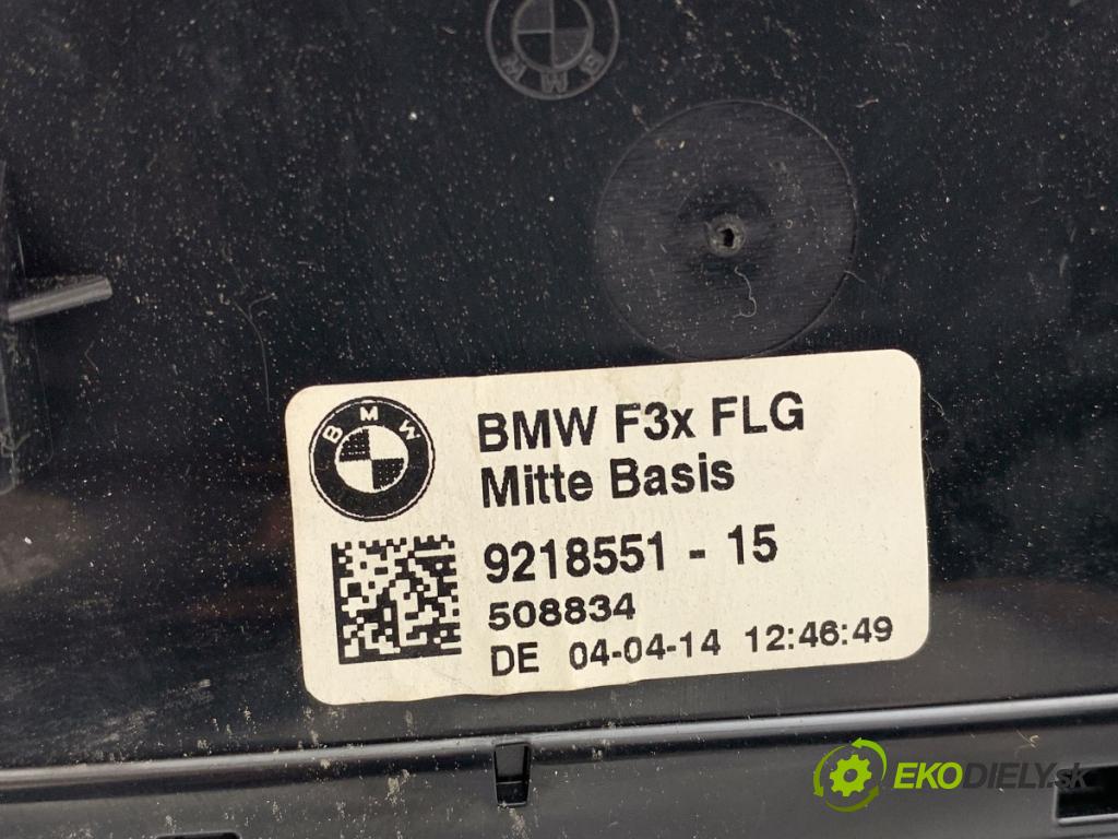 BMW F31 Kombi 2014 135 kW 320 d 1995 mří topení přední část 9218551