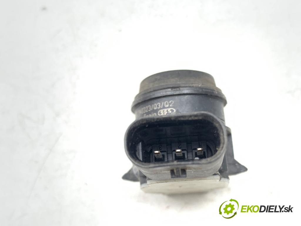 BMW F31 Kombi 2014 135 kW 320 d 1995 Snímač PDC 9261582