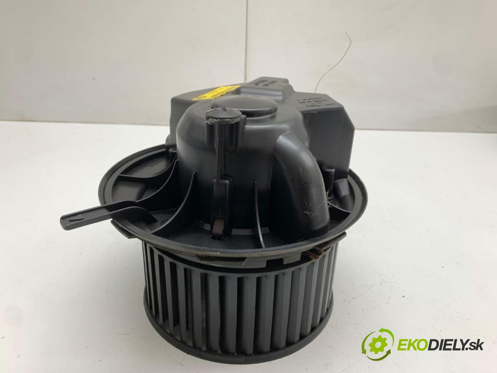 VW GOLF V liftback 2003 85 kW 1.6 FSI 1598 ventilátor kúrenia 1K1820015