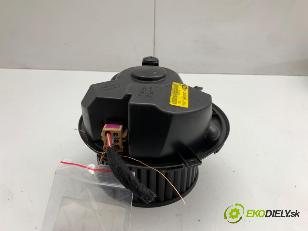 VW GOLF V liftback 2003 85 kW 1.6 FSI 1598 ventilátor kúrenia 1K1820015