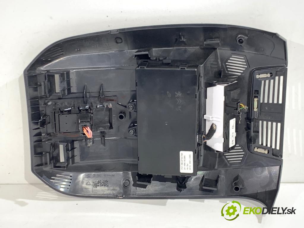 DS DS 7 SUV 2022 133 kW PureTech 180 (J45GFU) 1598 světlo stropní 98226320