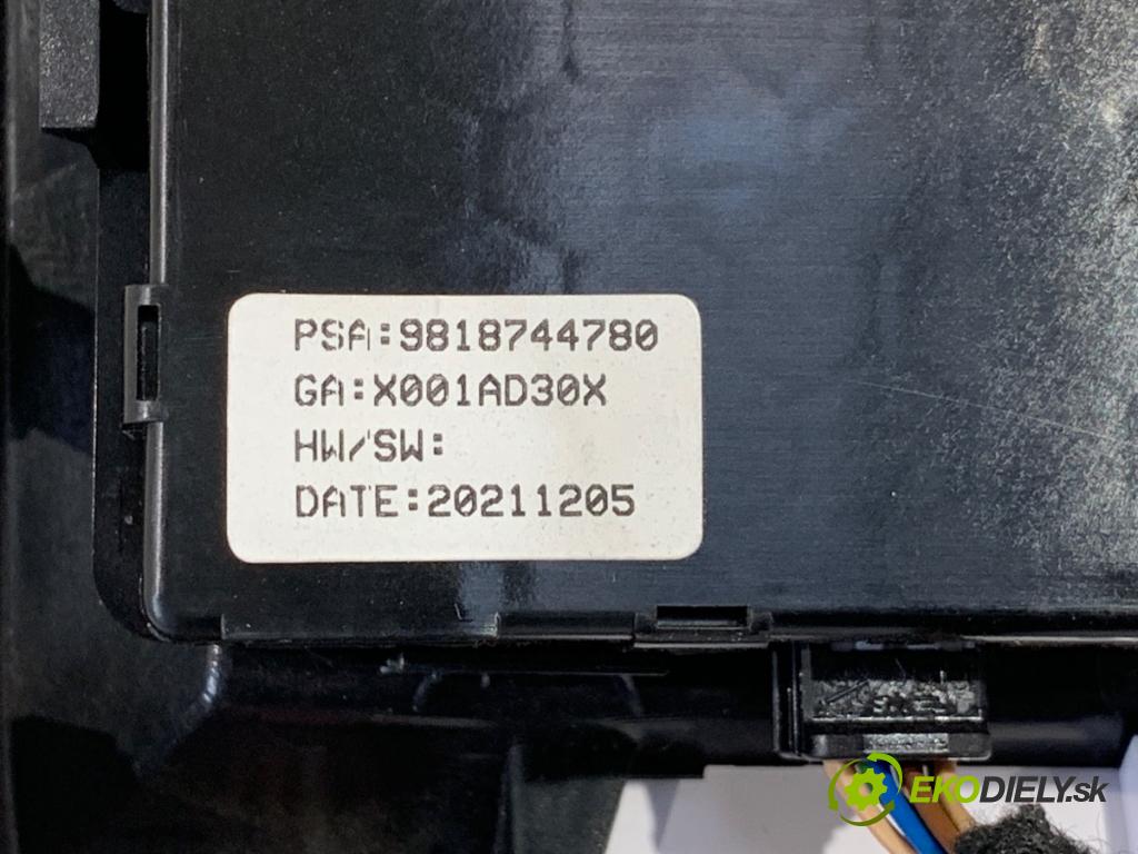 DS DS 7 SUV 2022 133 kW PureTech 180 (J45GFU) 1598 světlo stropní 98226320