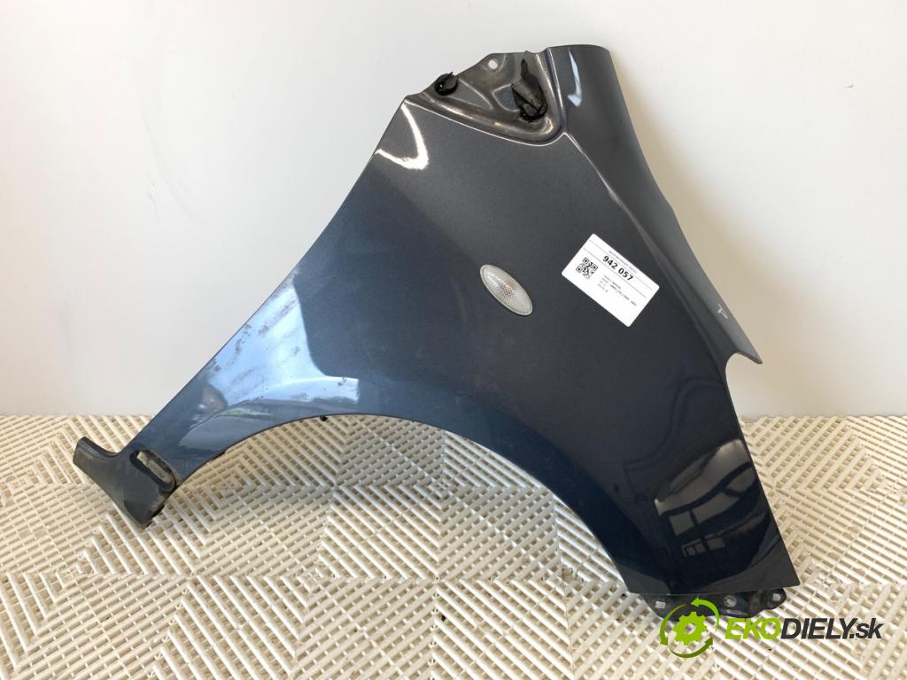 TOYOTA YARIS II liftback 2007 98 kW 1.8 VVTi (ZSP90_) 1798 blatník pravý přední část 