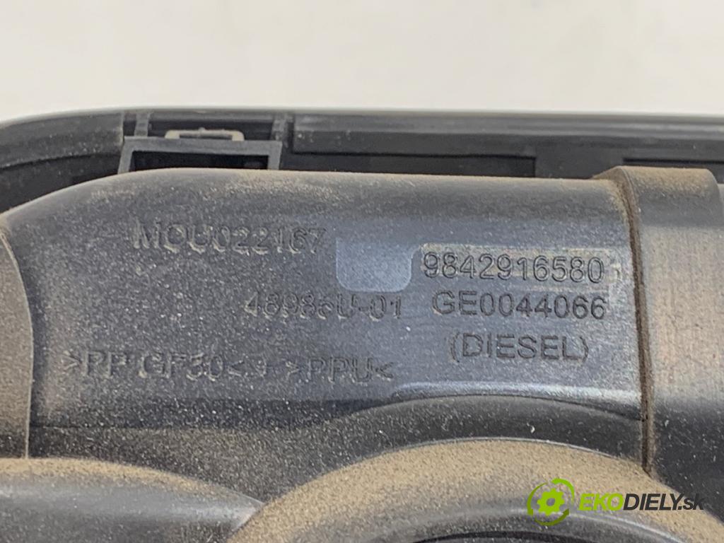 DS DS 7 SUV 2022 133 kW PureTech 180 (J45GFU) 1598 dvířka nádrže paliva 9842916580 (Klika dveří ostatní)
