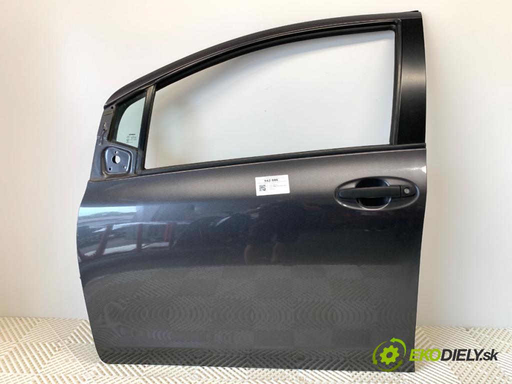 TOYOTA YARIS II liftback 2007 64 kW 1.3 VVT-i (SCP90_) 1298 dveře levý přední část 