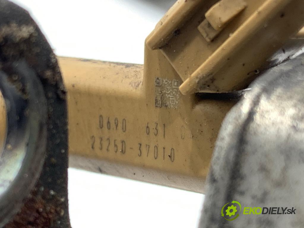 TOYOTA YARIS II liftback 2007 98 kW 1.8 VVTi (ZSP90_) 1798 lišta vstřikovací 23250-37010 (Vstřikovací lišta)
