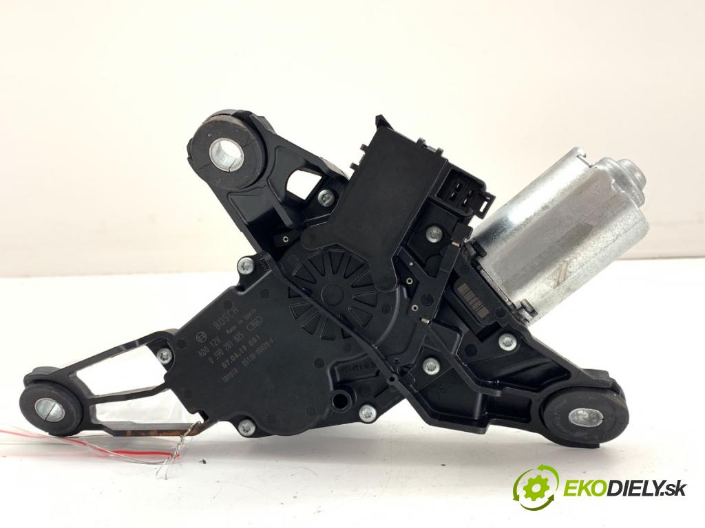 TOYOTA YARIS II liftback 2007 64 kW 1.3 VVT-i (SCP90_) 1298 Motor stieračov zad 85130-0D020-F
