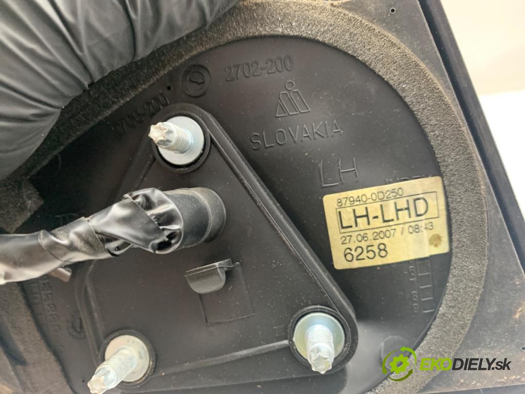 TOYOTA YARIS II liftback 2007 64 kW 1.3 VVT-i (SCP90_) 1298 Spätné zrkadlo ľavy