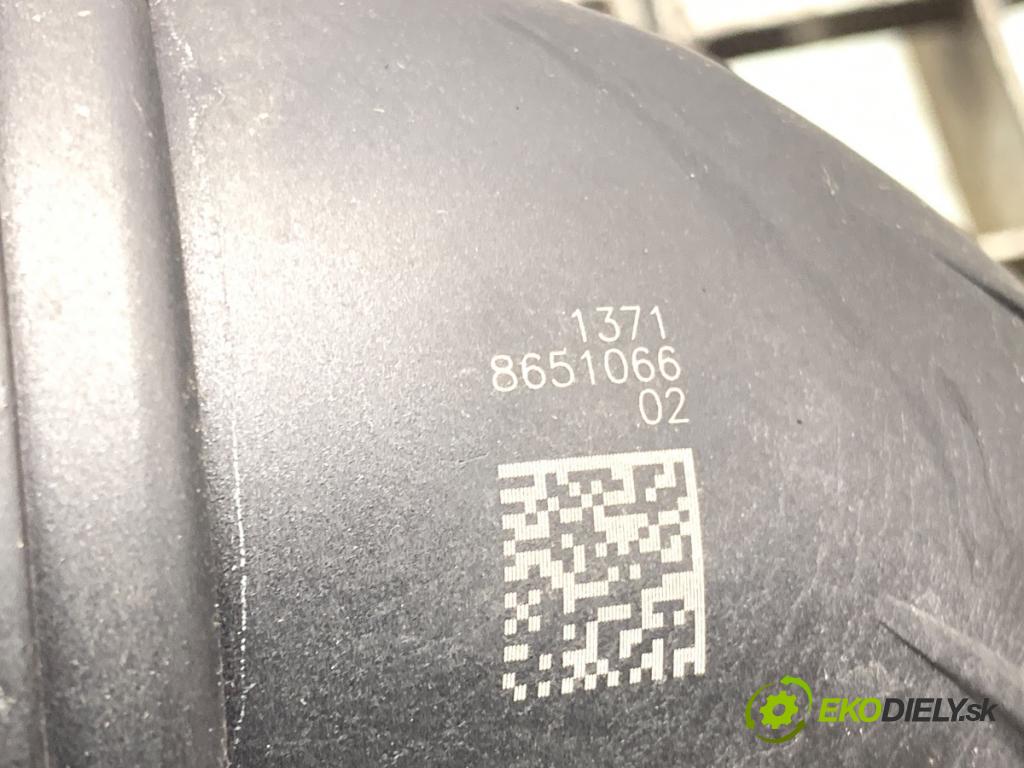 BMW G02 SUV 2024 265 kW M40 i xDrive 2998 Rúra vzduchu 8651066