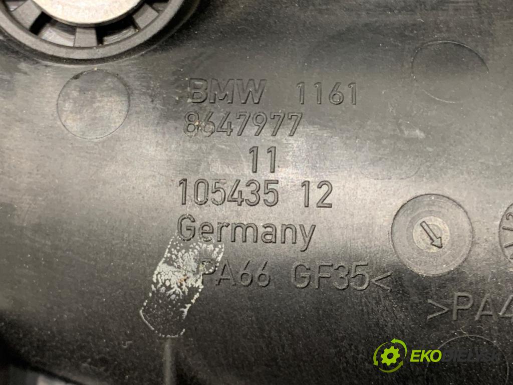 BMW G02 SUV 2024 265 kW M40 i xDrive 2998 potrubí sání 8647977 (Sací potrubí)
