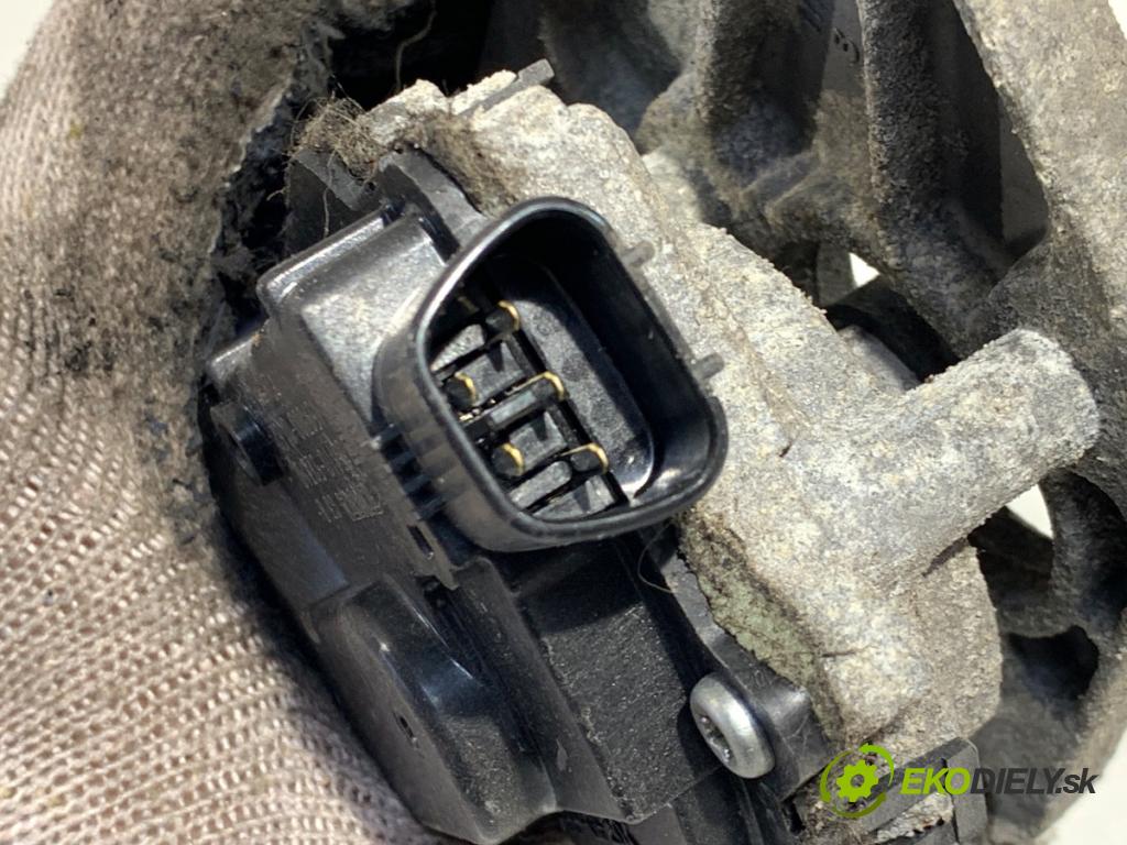 TOYOTA YARIS II liftback 2007 98 kW 1.8 VVTi (ZSP90_) 1798 Mechanizmus stieračov predný 85110-52310 (Motorček stieračov predný)