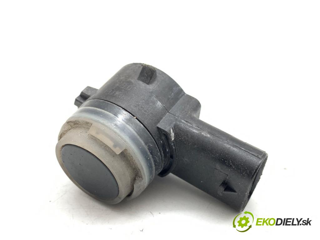 DS DS 7 SUV 2022 133 kW PureTech 180 (J45GFU) 1598 Snímač PDC 9813348377XT