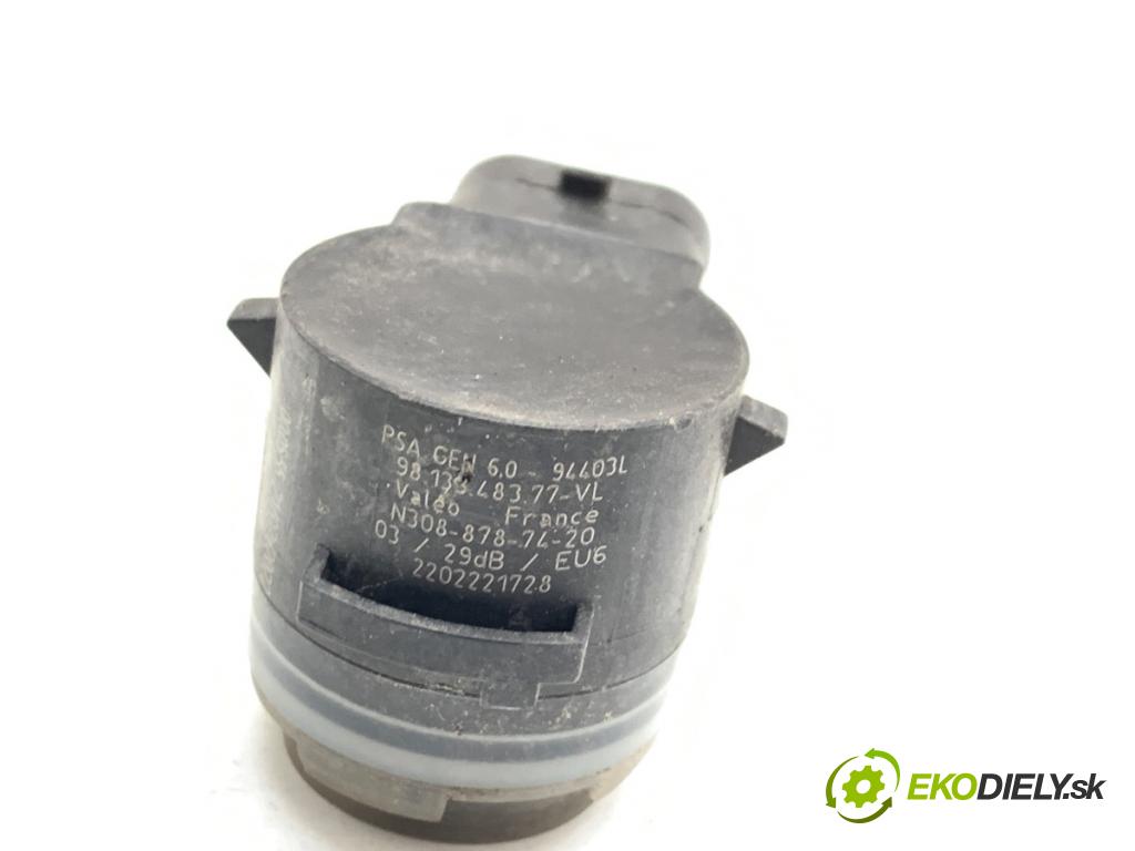 DS DS 7 SUV 2022 133 kW PureTech 180 (J45GFU) 1598 Snímač PDC 9813348377