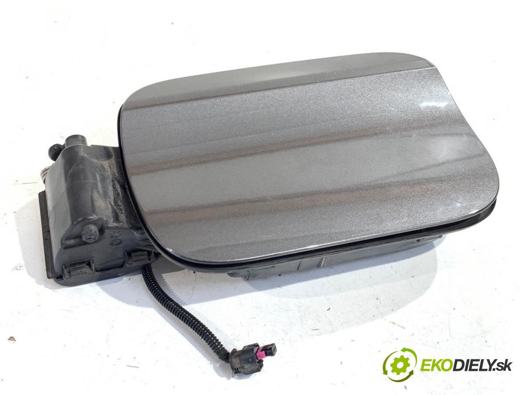 DS DS 7 SUV 2022 133 kW PureTech 180 (J45GFU) 1598 dvířka konektora NABÍJENÍ: 9834108180