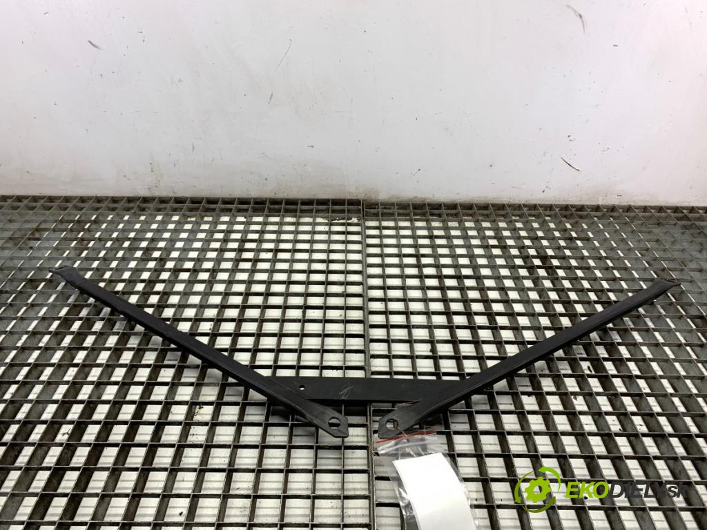 BMW F31 Kombi 2014 135 kW 320 d 1995 Výstuha horná 7378711-01 (Výstuha)