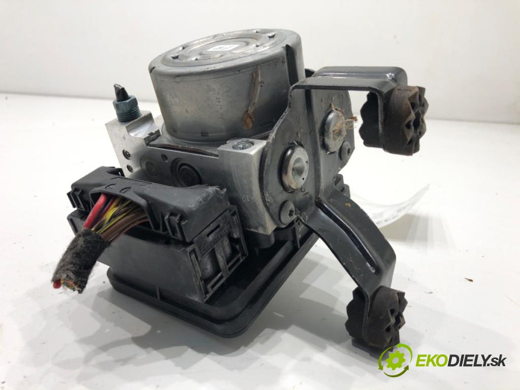 BMW F31 Kombi 2014 135 kW 320 d 1995 Pumpa ABS 6869726 (Pumpa ABS)