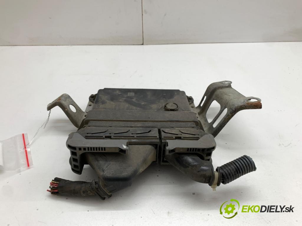 TOYOTA YARIS II liftback 2007 98 kW 1.8 VVTi (ZSP90_) 1798 riadiaca jednotka Motor 89661-52F30 (Riadiaca jednotka)