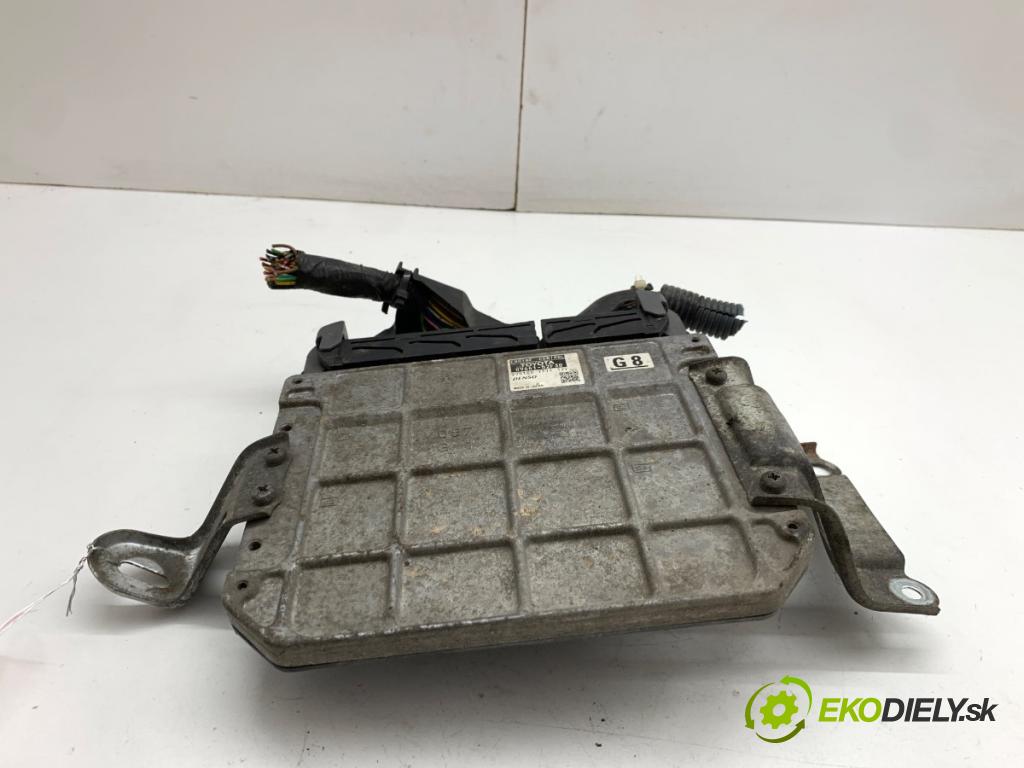 TOYOTA YARIS II liftback 2007 98 kW 1.8 VVTi (ZSP90_) 1798 riadiaca jednotka Motor 89661-52F30 (Riadiaca jednotka)