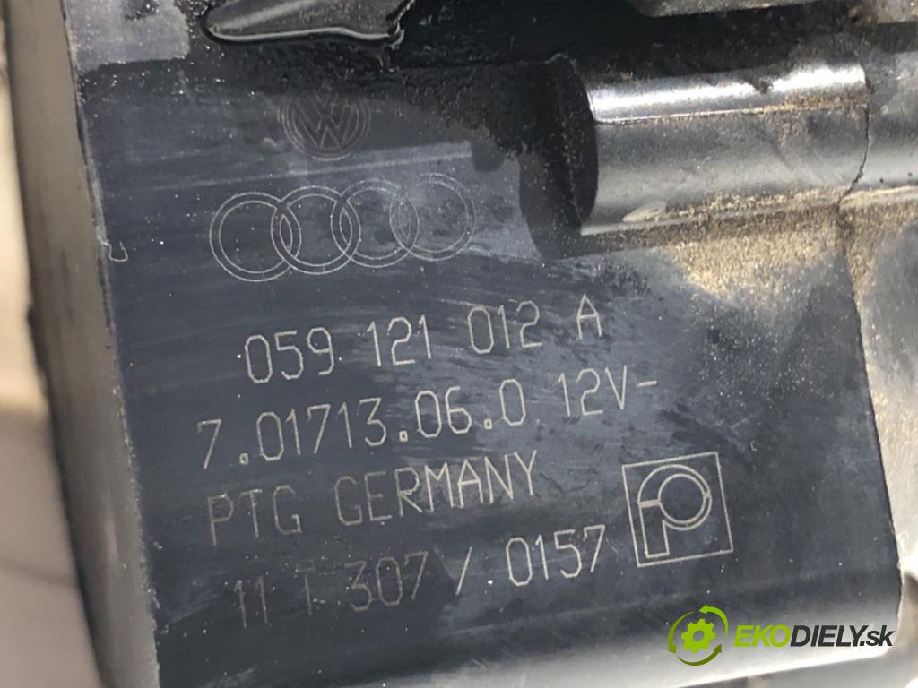 AUDI A6 C7 sedan 2011 180 kW 3.0 TDI quattro 2967 DALŠÍ: Pumpa vody 059121012A (Vodná pumpa)