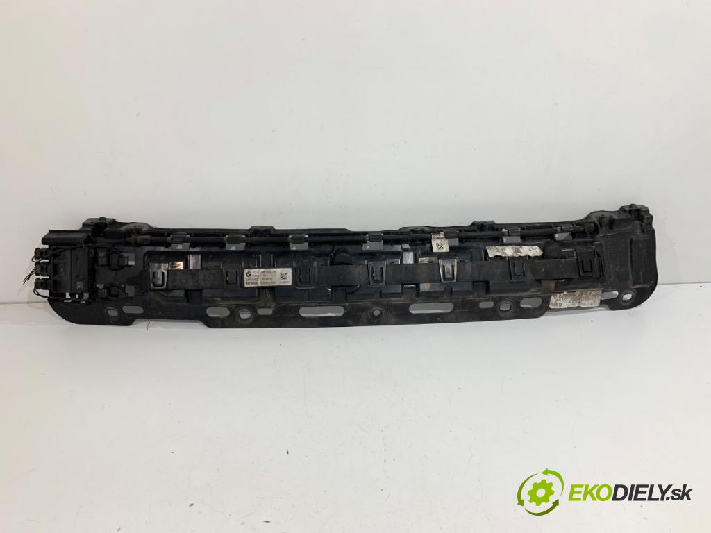 BMW G05 SUV 2022 210 kW xDrive 30 d Mild-Hybrid 2993 Úchyt nárazníka zad stredový Snímač otvárania dverí 7391042
