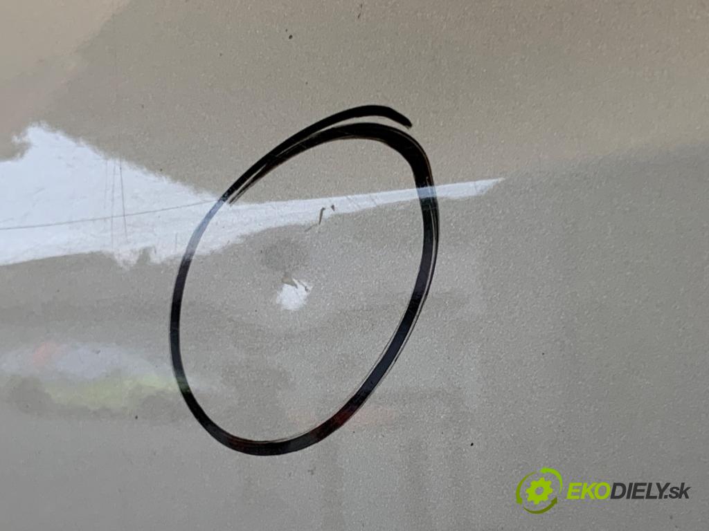 KIA RIO III sedan 2013 63 kW 1.25 CVVT 1248 dveře levý zadní část