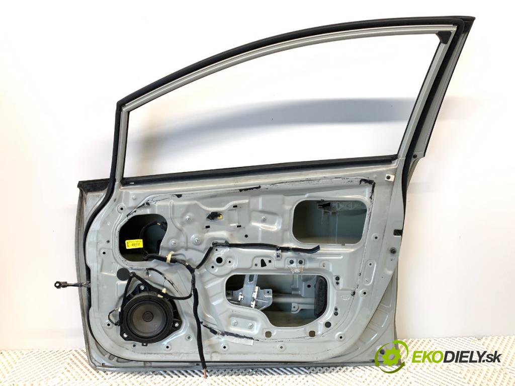 KIA RIO III sedan 2013 63 kW 1.25 CVVT 1248 dveře pravý přední část