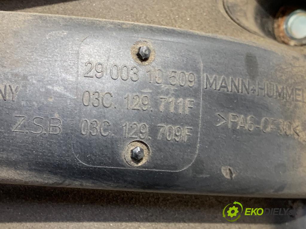 VW GOLF V liftback 2003 85 kW 1.6 FSI 1598 potrubí sání 03C129711F (Sací potrubí)