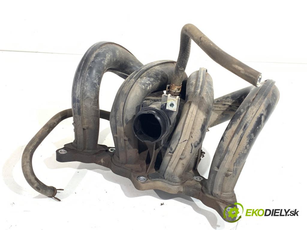 TOYOTA YARIS II liftback 2007 64 kW 1.3 VVT-i (SCP90_) 1298 Potrubie sacie, sanie  (Sacie potrubie)