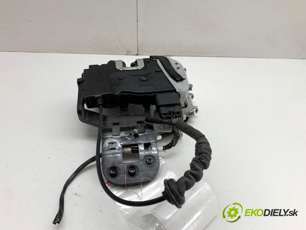 HYUNDAI ix20 liftback 2011 92 kW 1.6 1591 zámok Dvere ľavy predný 81310-1K000