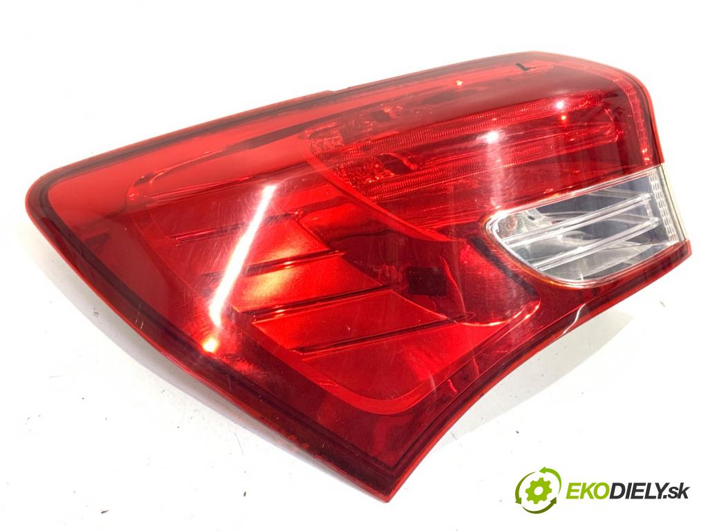 HYUNDAI ix20 liftback 2011 92 kW 1.6 1591 světlo levý zadní část 92401-1K0